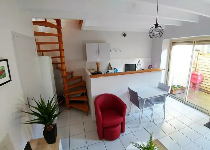 Maisonette En Hypercentre Calme Avec Terrasse 公寓 绍莱